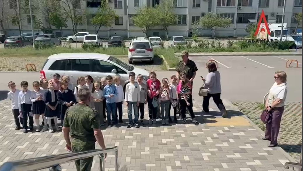 Экскурсия для юных учеников