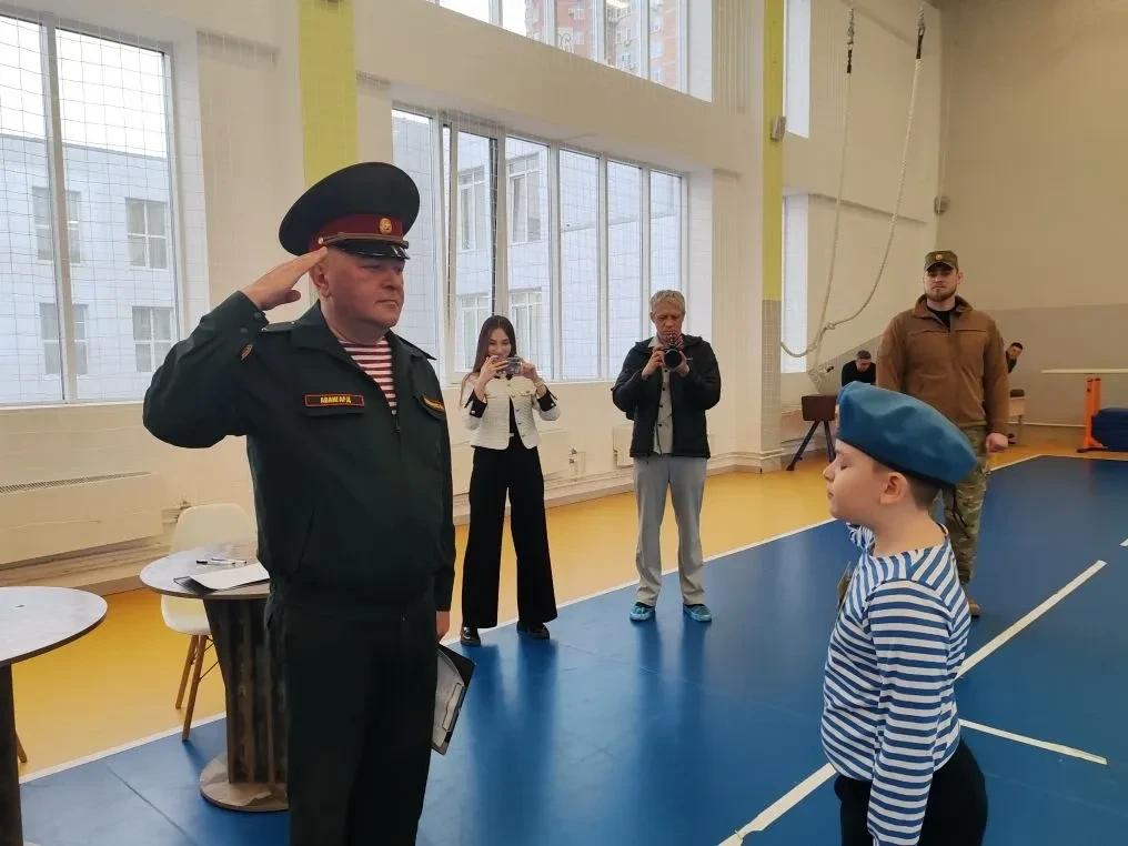 На базе СОШ №15 прошла военно-спортивная игра «Зарница» среди учащихся младших классов